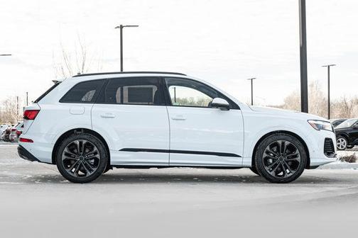 2026 Audi Q7 55 Premium Plus