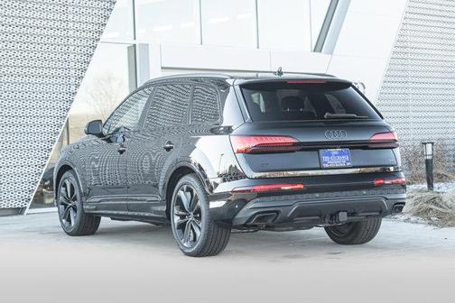 2026 Audi Q7 55 Premium Plus