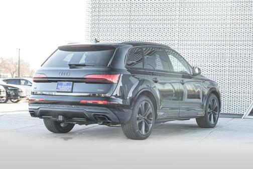 2026 Audi Q7 55 Premium Plus