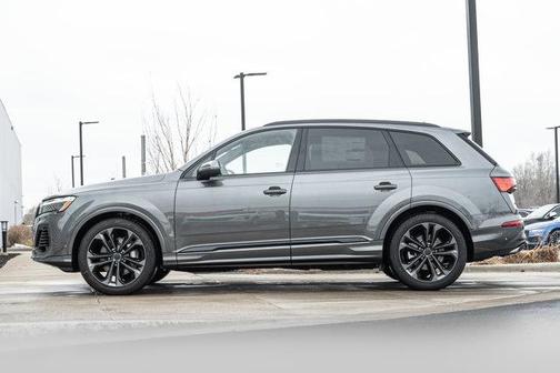 2026 Audi Q7 55 Premium Plus