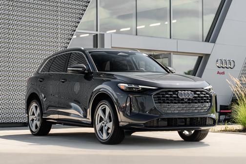 Gray Metallic 2025 Audi Q5 Premium Plus TFSI quattro S tronic