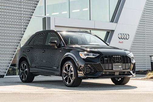 Mythos Black Metallic 2025 Audi Q3 45 S line Premium Plus