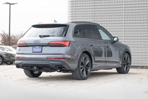 2026 Audi Q7 55 Premium Plus