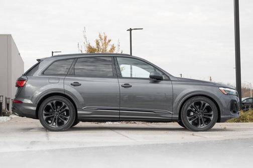 2026 Audi Q7 55 Premium Plus