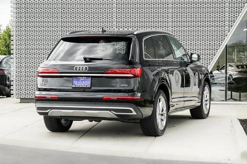 2020 Audi Q7 55 Premium Plus
