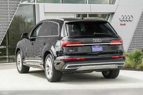 2020 Audi Q7 55 Premium Plus
