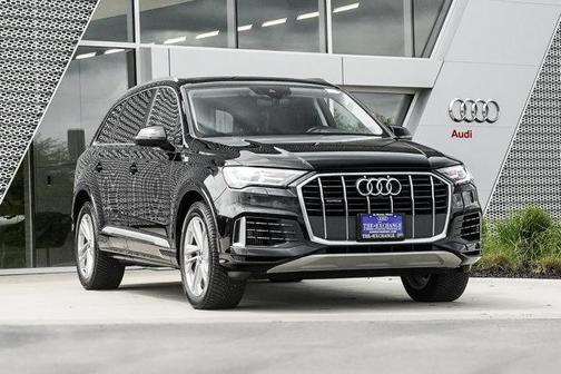 2020 Audi Q7 55 Premium Plus