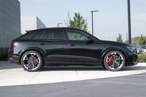 2026 Audi RS Q8 4.0T