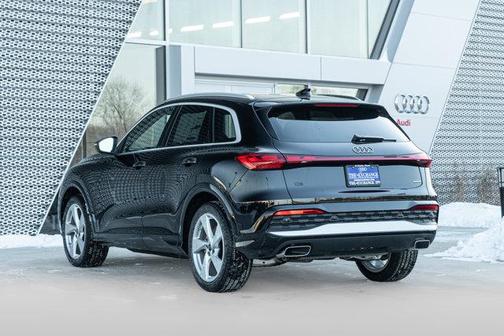 2025 Audi Q5 Prestige TFSI quattro S tronic