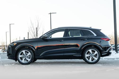 2025 Audi Q5 Prestige TFSI quattro S tronic