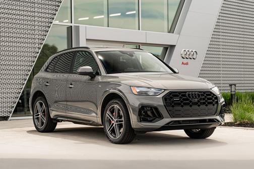 Gray Metallic 2025 Audi Q5 55 S line Premium Plus