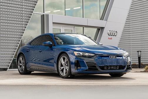Ascari Blue Metallic 2024 Audi e-tron GT Premium Plus quattro
