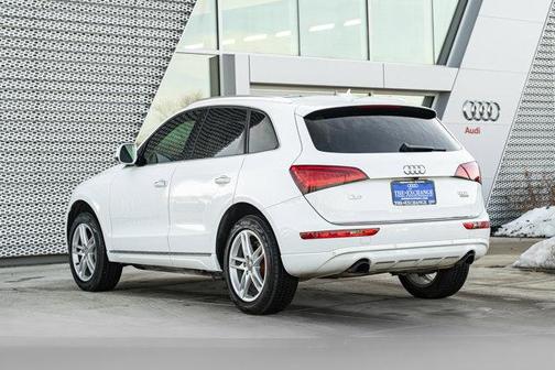 2015 Audi Q5 2.0T Premium Plus
