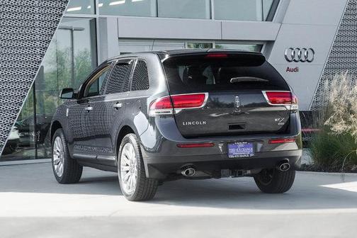 2014 Lincoln MKX Base