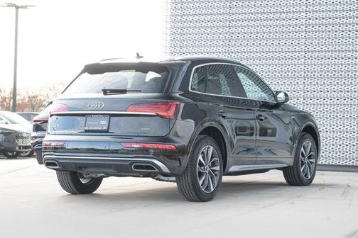 2023 Audi Q5 45 S line Premium Plus
