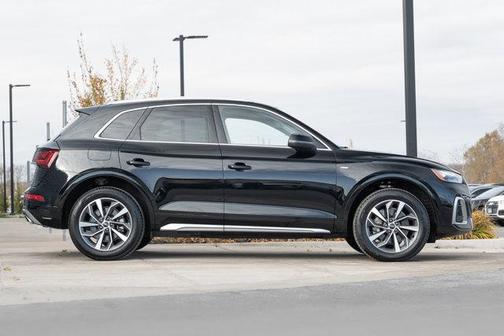 2023 Audi Q5 45 S line Premium Plus
