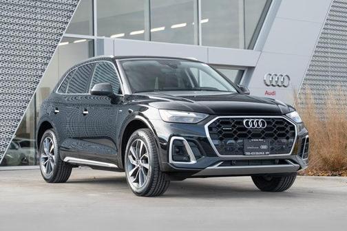2023 Audi Q5 45 S line Premium Plus