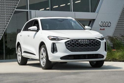 2025 Audi Q5 Premium Plus
