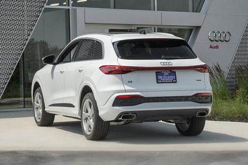 2025 Audi Q5 Premium Plus