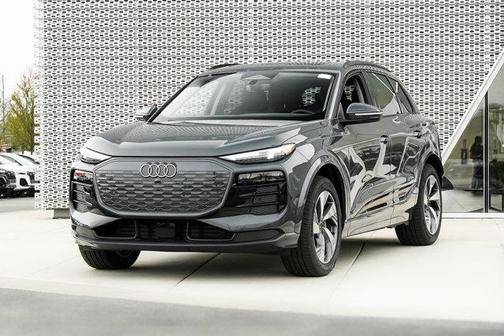 2025 Audi Q6 e-tron Premium Plus quattro