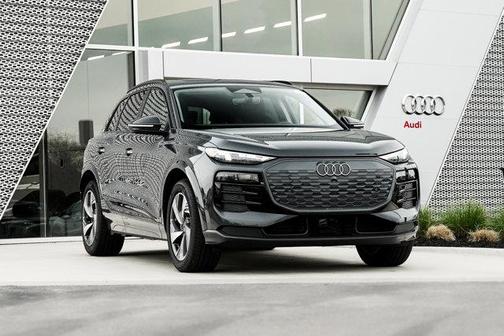 2025 Audi Q6 e-tron Premium Plus quattro
