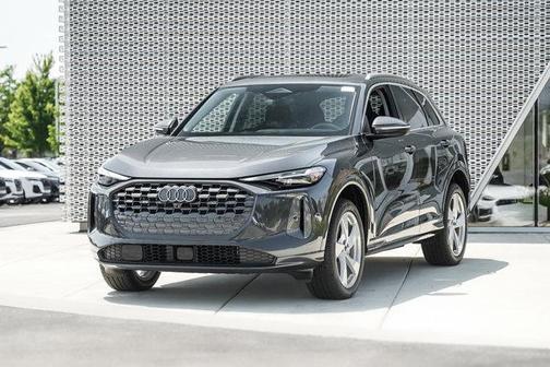 2025 Audi Q5 Premium Plus