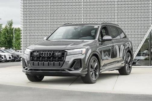 2025 Audi Q7 55 Premium Plus