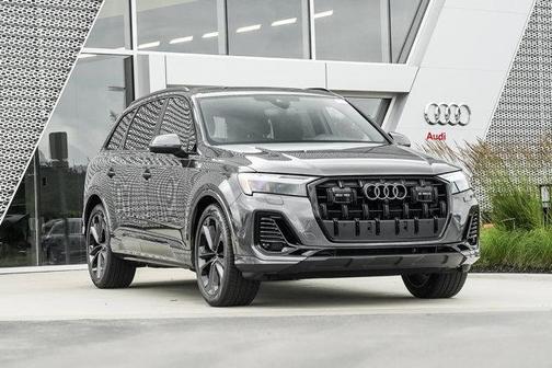 2025 Audi Q7 55 Premium Plus