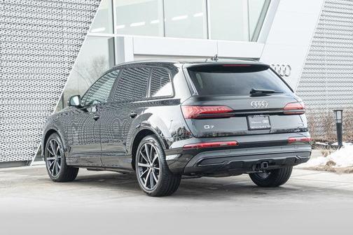 2024 Audi Q7 55 Prestige