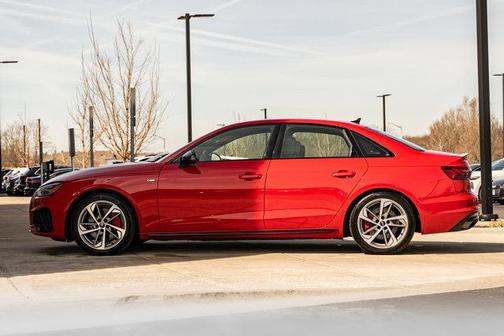 2023 Audi A4 45 S line Premium Plus