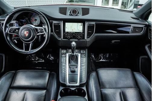 2015 Porsche Macan S