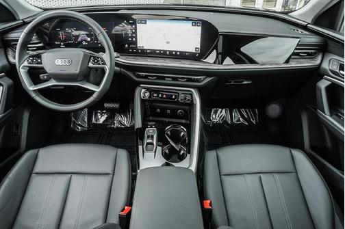 2025 Audi Q5 Premium