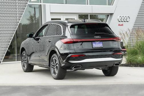 2025 Audi Q5 Premium