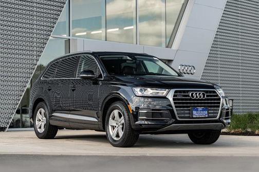 Ink Blue 2018 Audi Q7 2.0T Premium