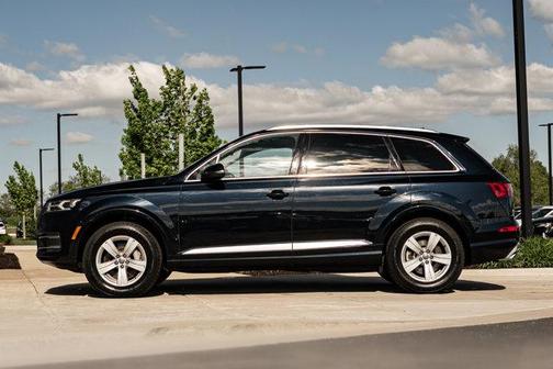Ink Blue 2018 Audi Q7 2.0T Premium