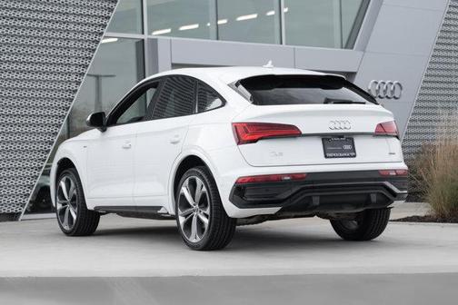 2023 Audi Q5 45 S line Prestige