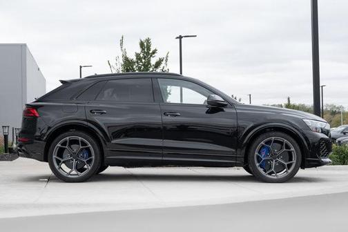 2026 Audi RS Q8 4.0T