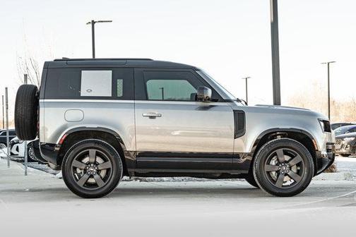 2023 Land Rover Defender 90 X-Dynamic SE