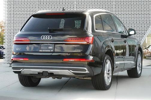 2023 Audi Q7 55 Premium Plus