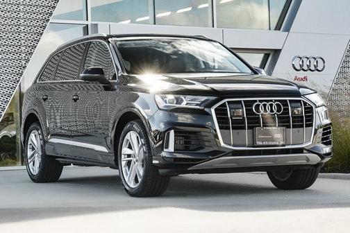 2023 Audi Q7 55 Premium Plus