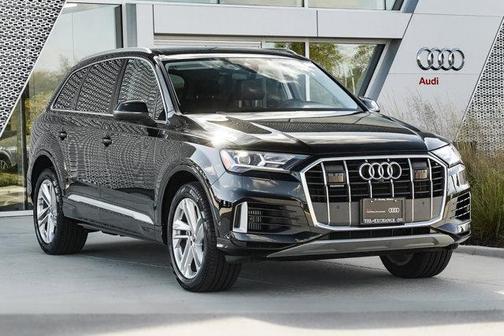 2023 Audi Q7 55 Premium Plus