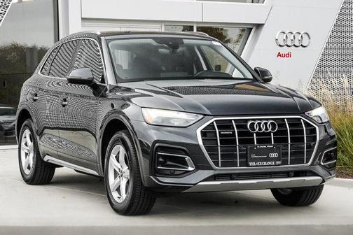 Photo 2 of 29 of 2021 Audi Q5 45 Premium