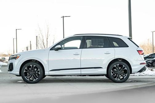2026 Audi Q7 55 Premium Plus
