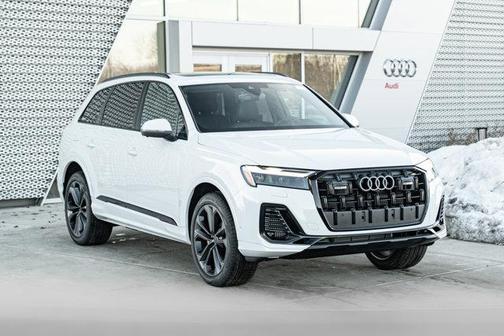 2026 Audi Q7 55 Premium Plus