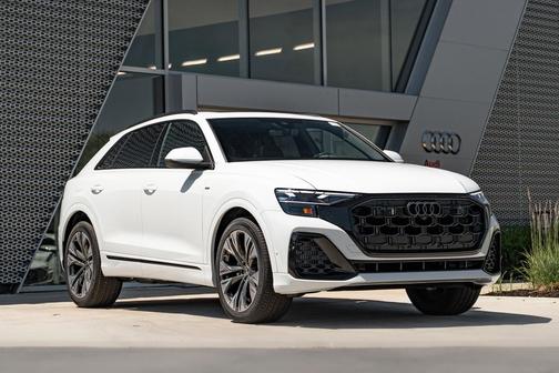 Glacier 2026 Audi Q8 55 Premium Plus