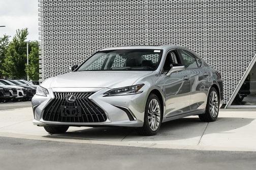 2023 Lexus ES 300h Ultra Luxury