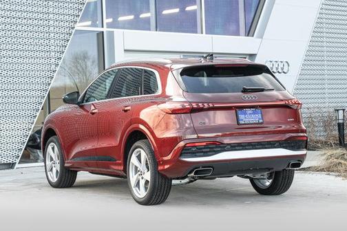 2025 Audi Q5 Premium Plus TFSI quattro S tronic