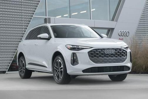 2025 Audi Q5 Premium Plus TFSI quattro S tronic