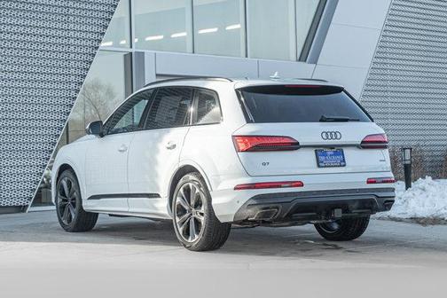2026 Audi Q7 55 Premium Plus