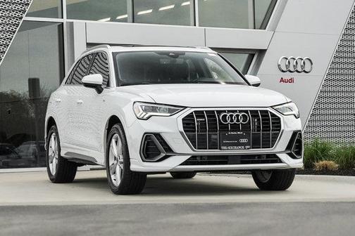 2024 Audi Q3 Premium 45 TFSI S line quattro Tiptronic
